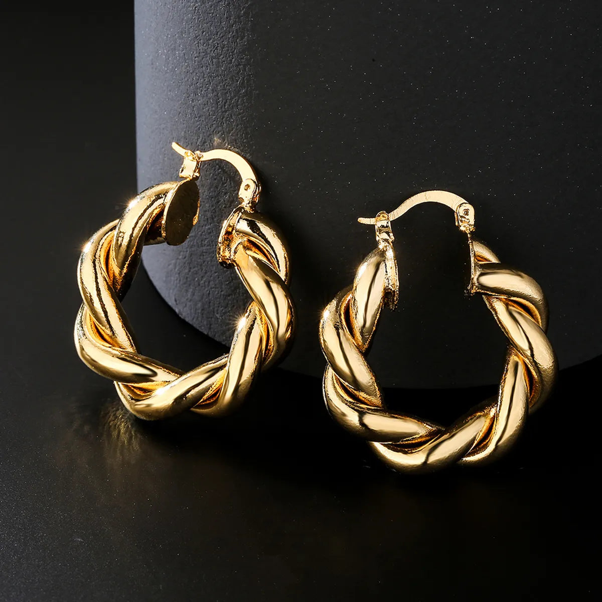 Fashion Retro Geometric Copper-Plated Real Gold Earrings