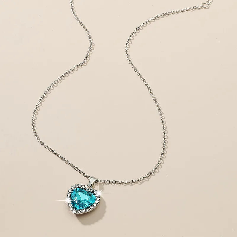 Fashion Rhinestone Crystal Blue Heart Pendant Necklace