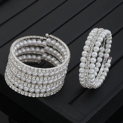 Fashion Geometric Alloy Diamond Women'S Bracelets