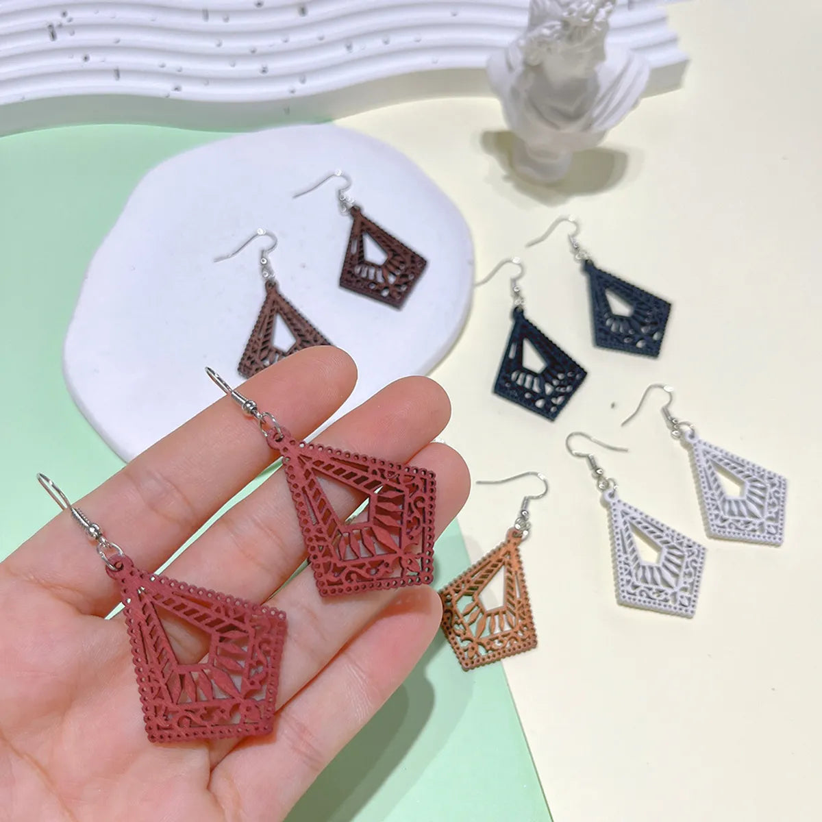 Fashion Rhombus Wood Carving Women's Drop Earrings 1 Pair