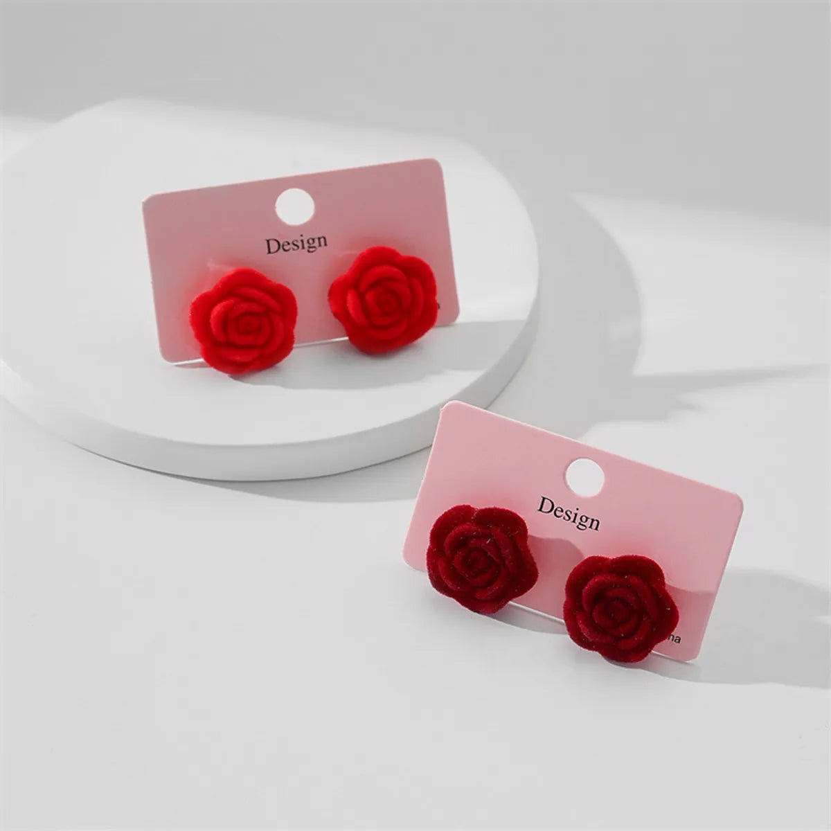 Fashion Rose Flocking Women's Ear Studs 1 Pair