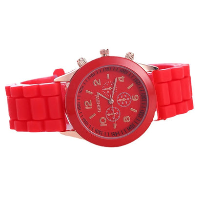 Fashion Round Buckle Quartz Women'S Watches