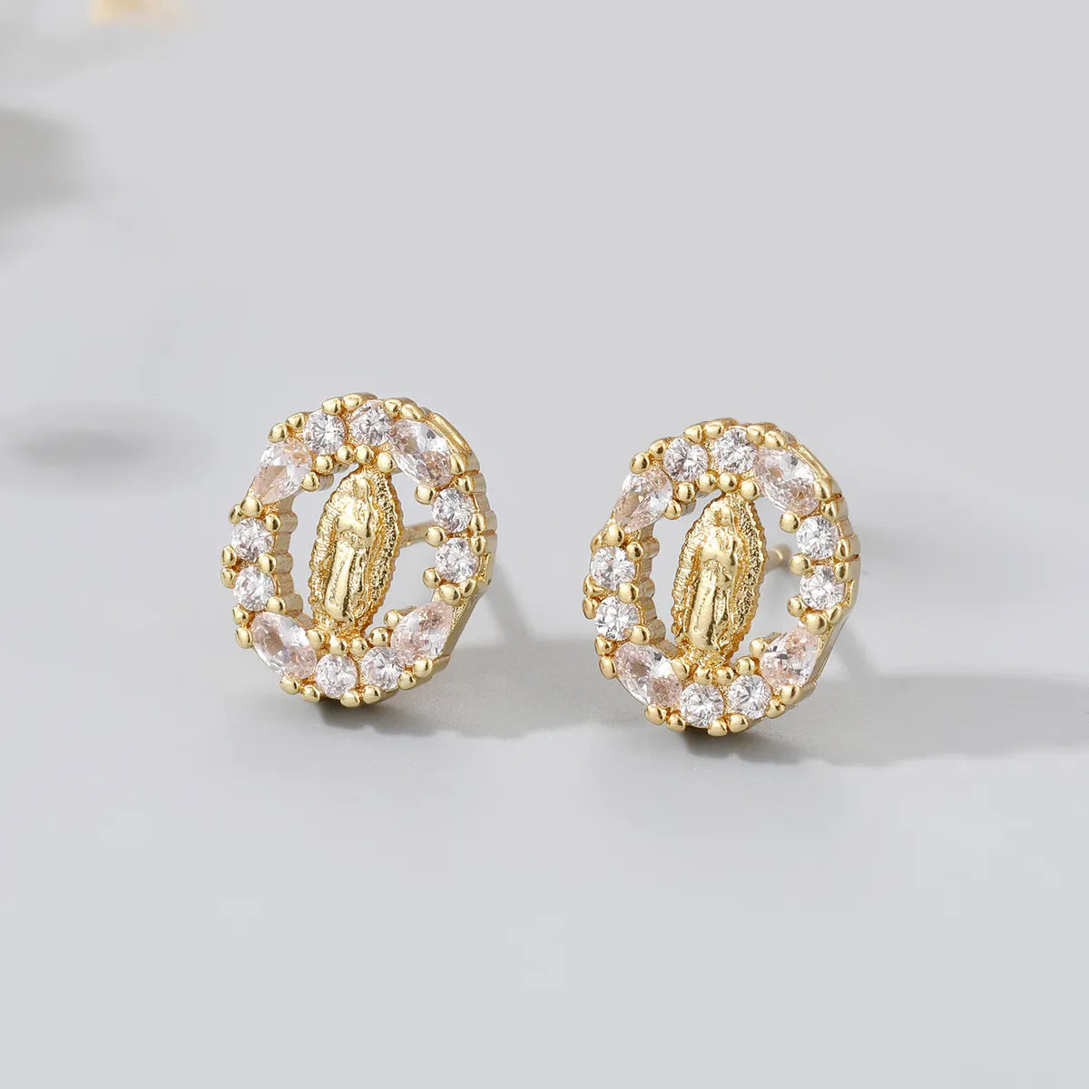 Fashion Round Copper Inlay Zircon Ear Studs 1 Pair