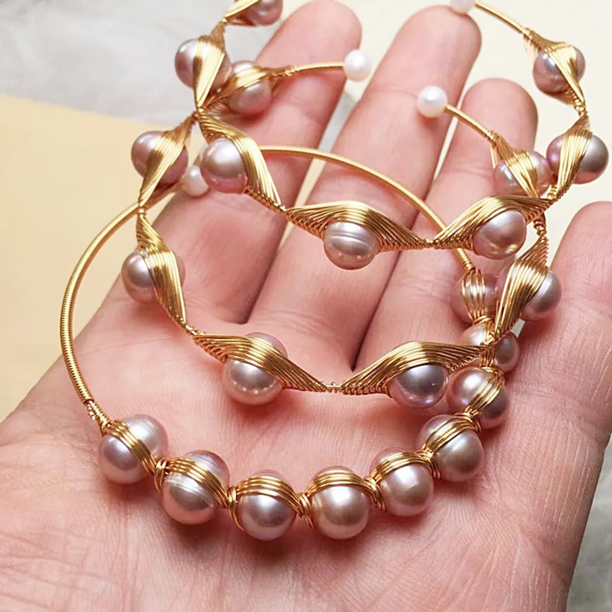 Fashion Round Freshwater Pearl Bangle 1 Piece