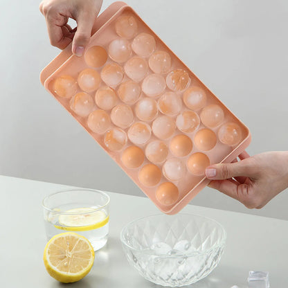 Fashion Round Ice Tray With Lid Plastic Ice Cube Mold