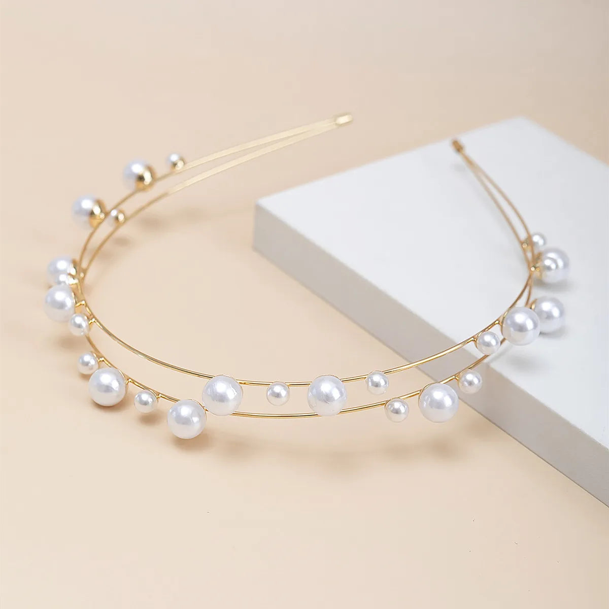 Women'S Fashion Round Iron Inlay Artificial Pearls Hair Band