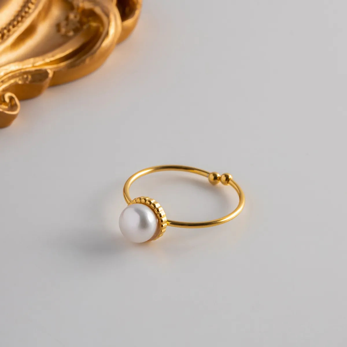 Fashion Round Stainless Steel Inlay Pearl Rings