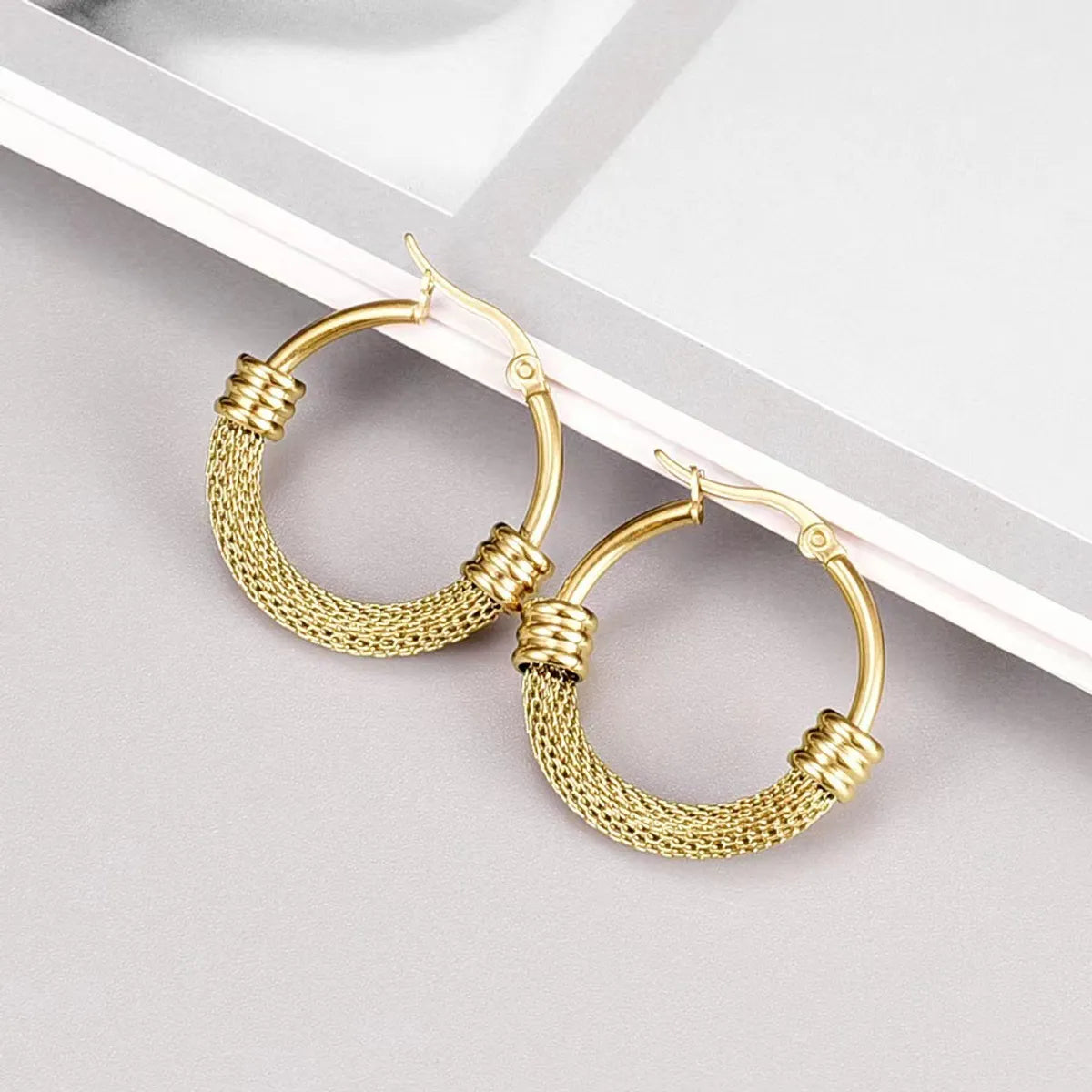 Fashion Round Stainless Steel Plating Hoop Earrings 1 Pair