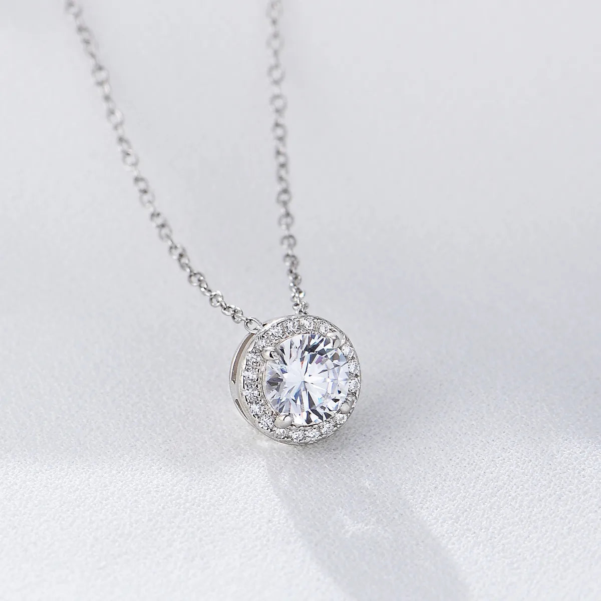 Fashion Round Sterling Silver Plating Zircon Pendant Necklace