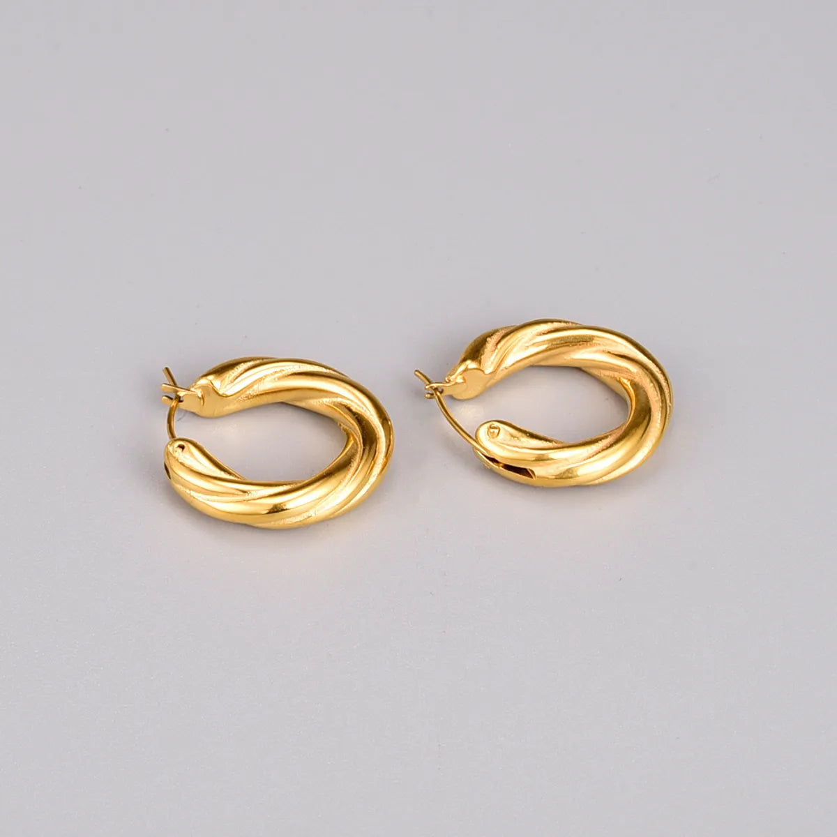 Fashion Round Titanium Steel Gold Plated Hoop Earrings 1 Pair