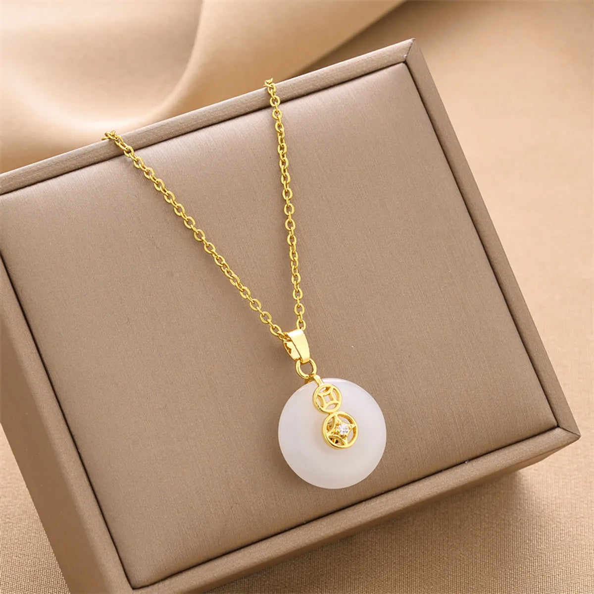 Fashion Round Titanium Steel Inlay Hetian Jade Necklace 1 Piece