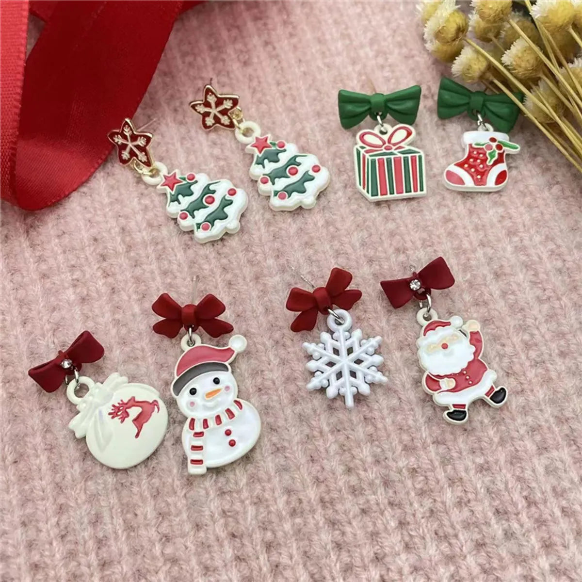 Fashion Santa Claus Snowman Snowflake Alloy Women's Earrings 1 Pair