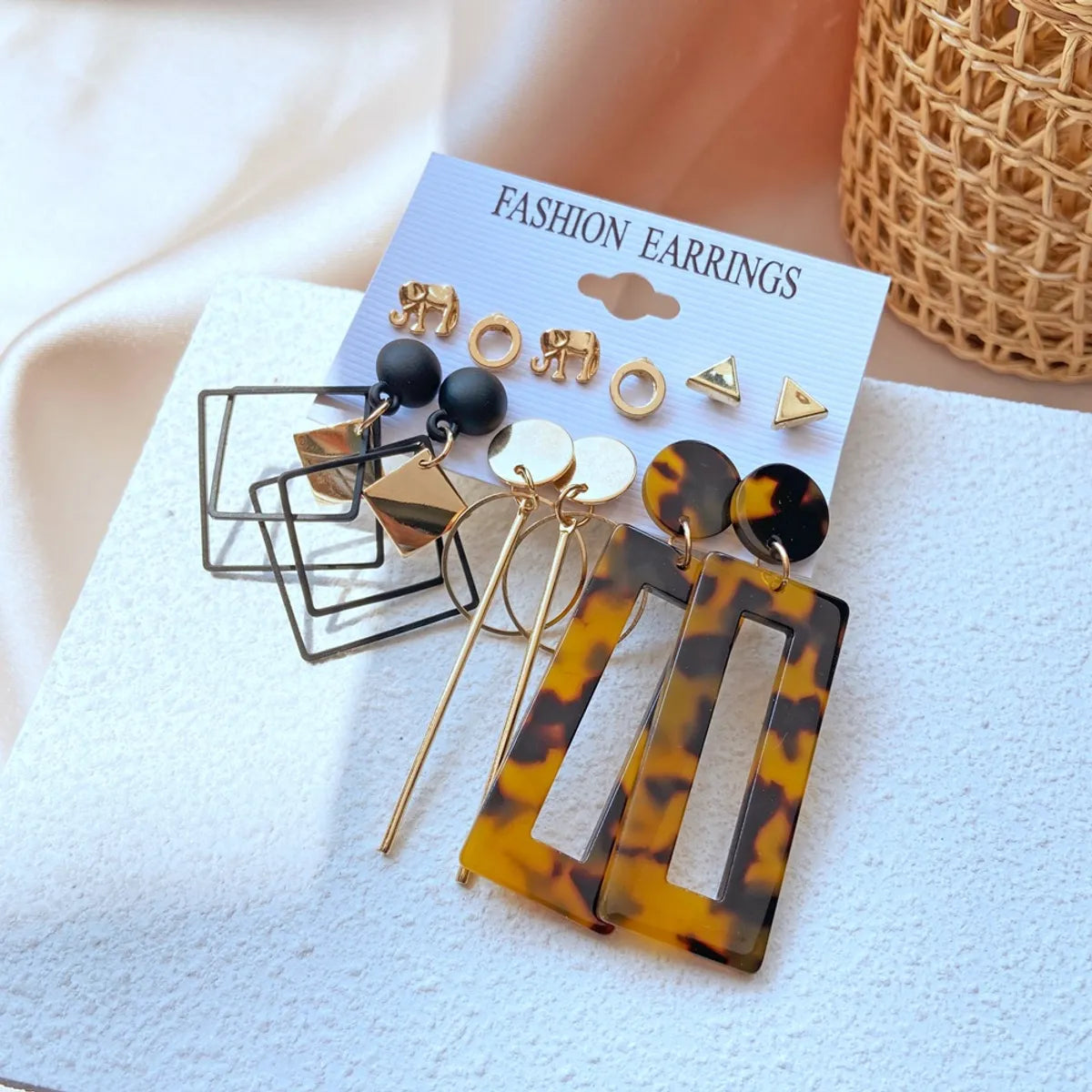 Fashion Simple Acrylic Earrings Elephant Diamond Alloy Drop Earrings