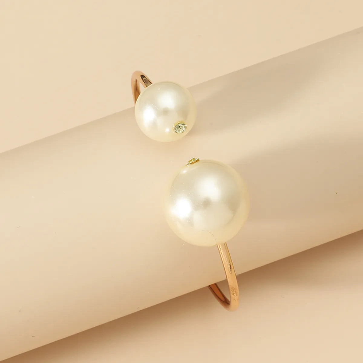 Fashion Geometric Imitation Pearl Inlaid Pearls Artificial Pearls Women's Bangle