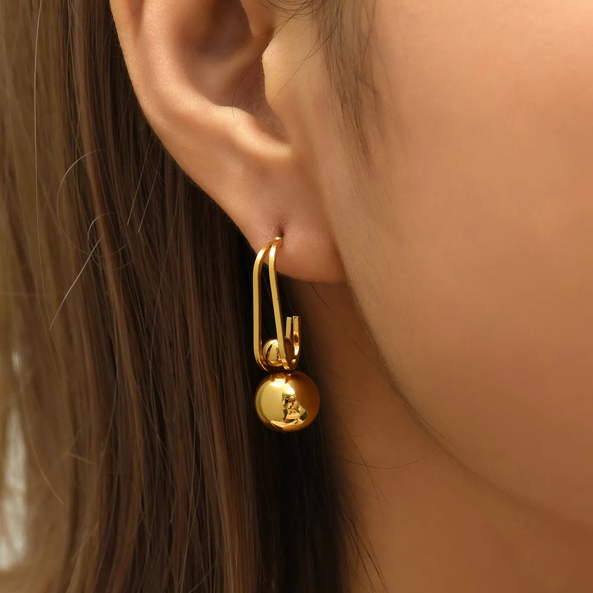 Fashion Simple Jewelry Stainless Steel Electroplated 18k Gold Ball Retro  Earrings