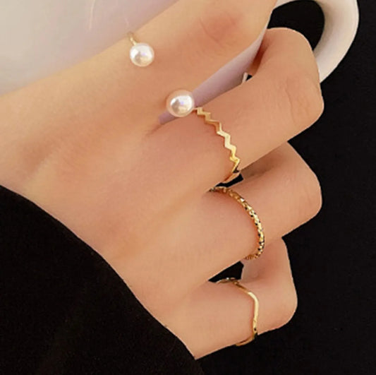 Fashion Simple Pearl Wave Twist Joint Alloy Ring Four-piece Set