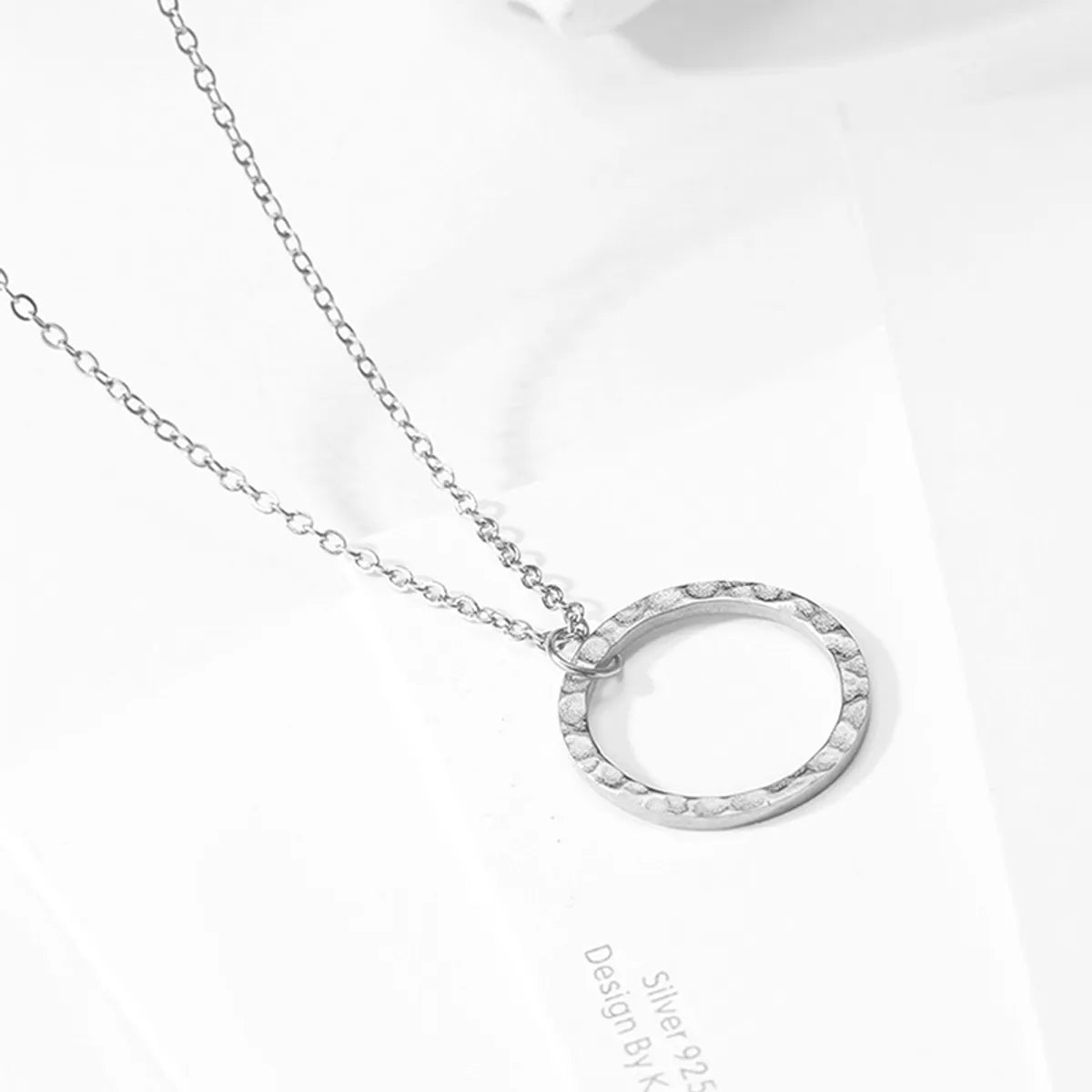 Fashion Simple Round Pendant 316lstainless Steel Necklace For Women