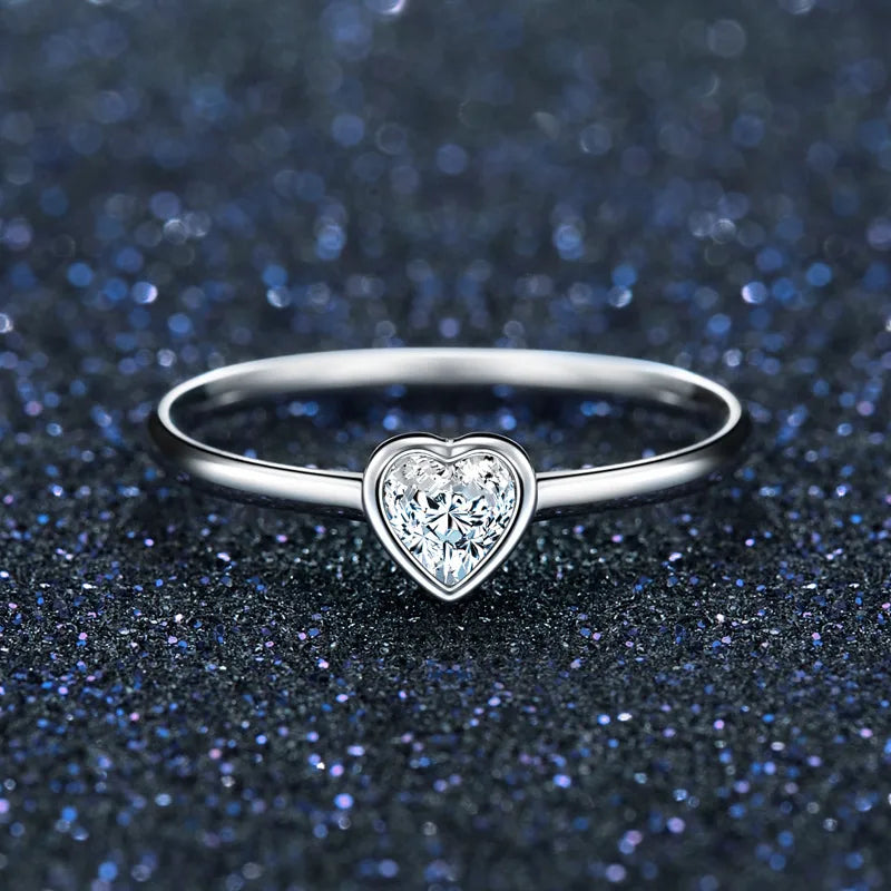 Fashion Simple S925 Silver Diamond Heart Fine Ring