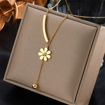 Fashion Simple Small Daisy Necklace Titanium Steel Tassel Necklace