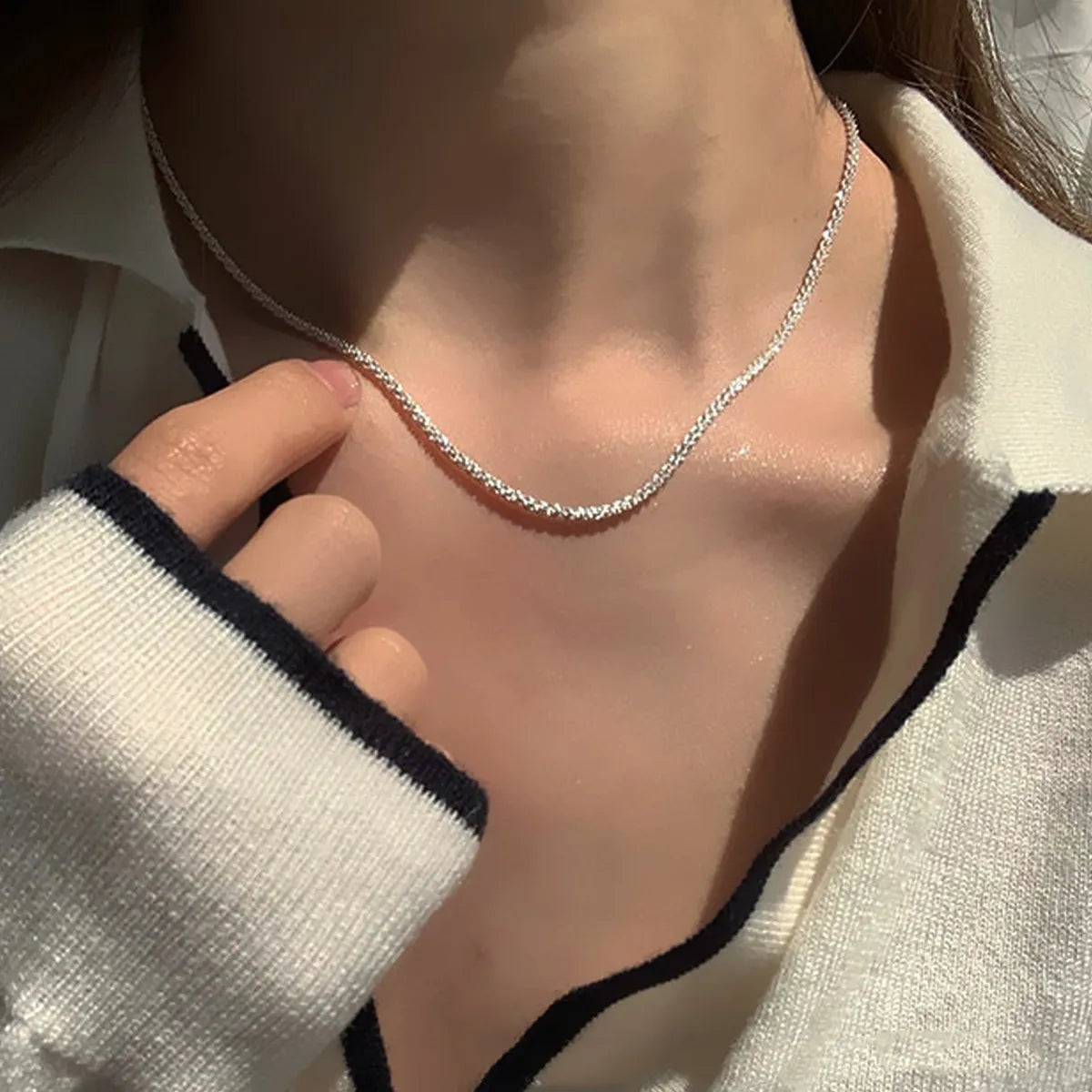 Fashion Simple Starry Thin Clavicle Chain Sparkling Nude Choker Women