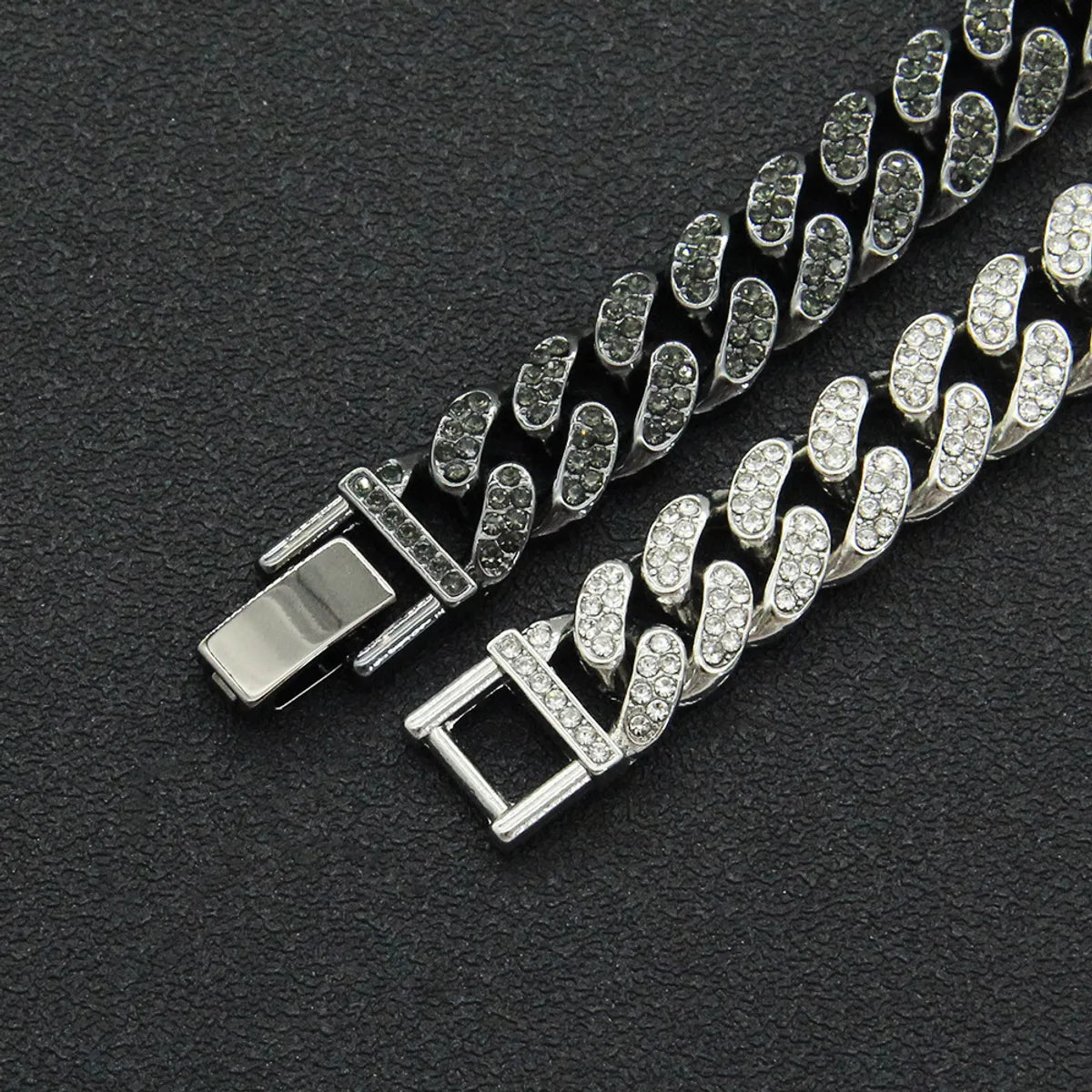 Fashion Solid Color Alloy Inlay Rhinestones Men's Bracelets 1 Piece