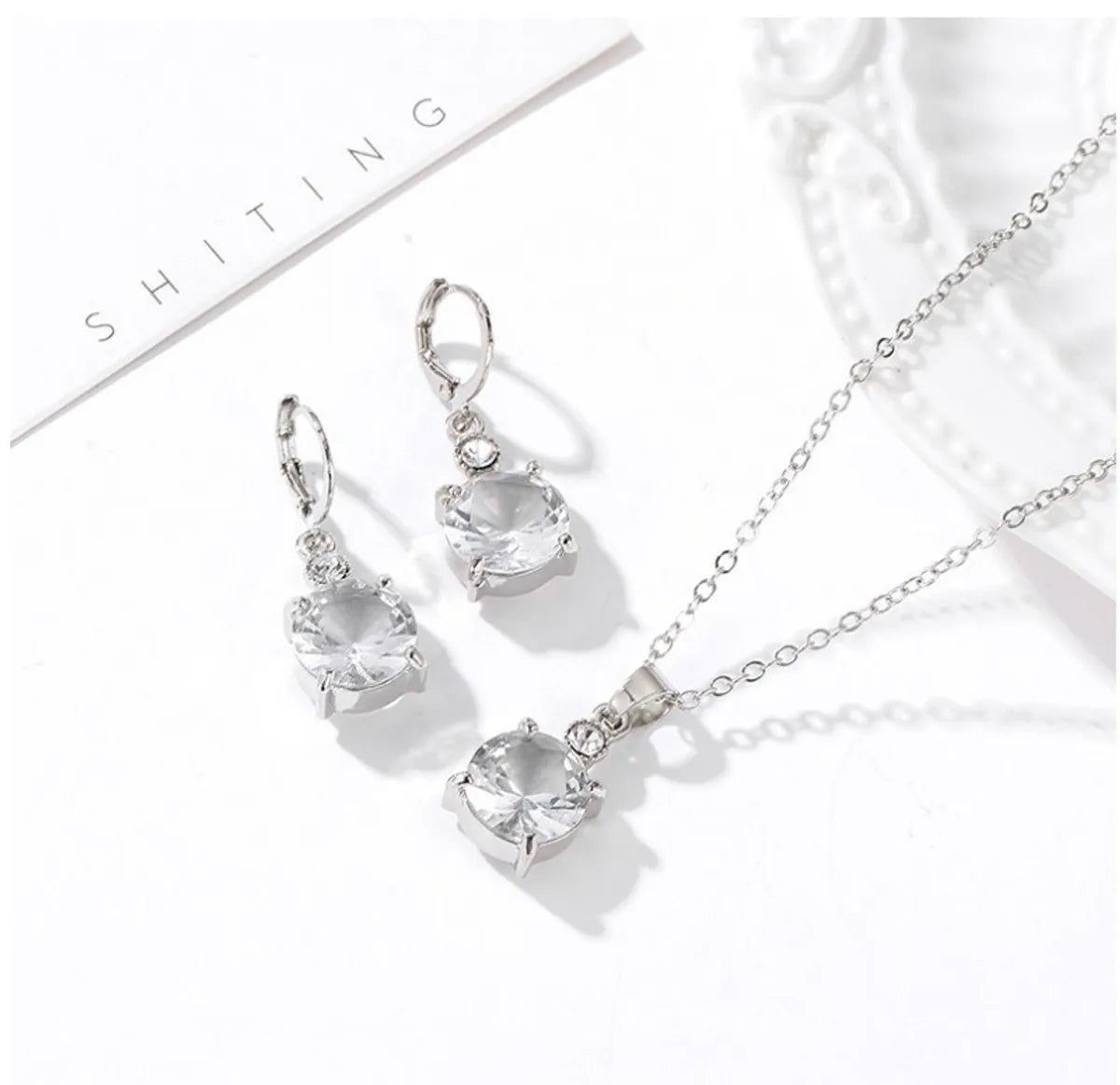 Fashion Solid Color Alloy Inlay Zircon Women's Earrings Necklace