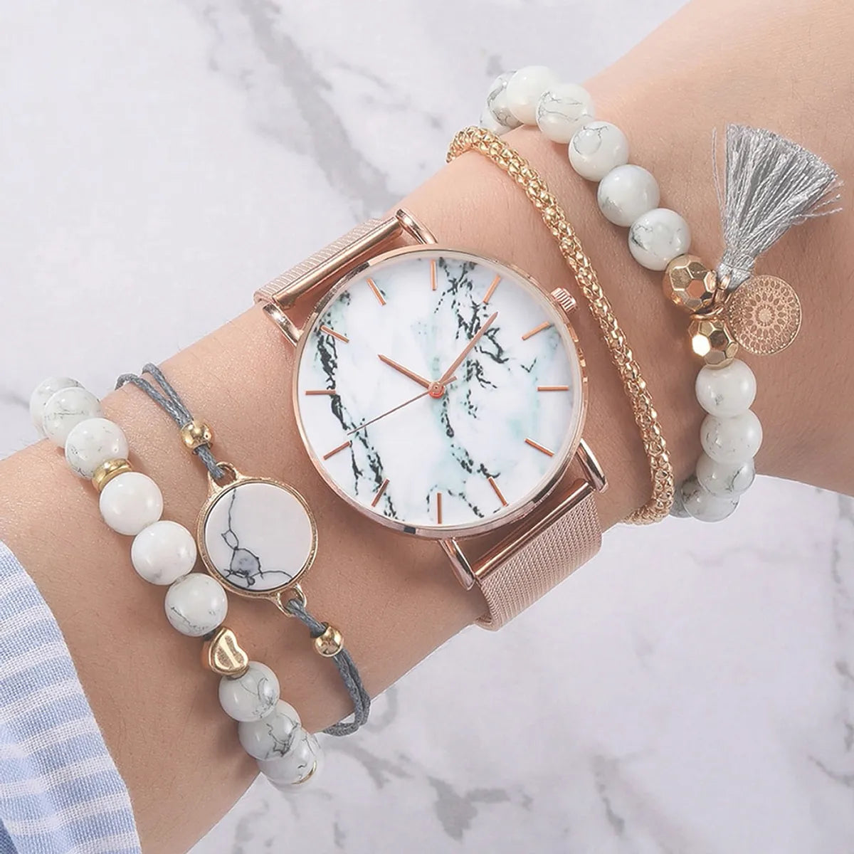 Fashion Solid Color Buckle Quartz Women'S Watches