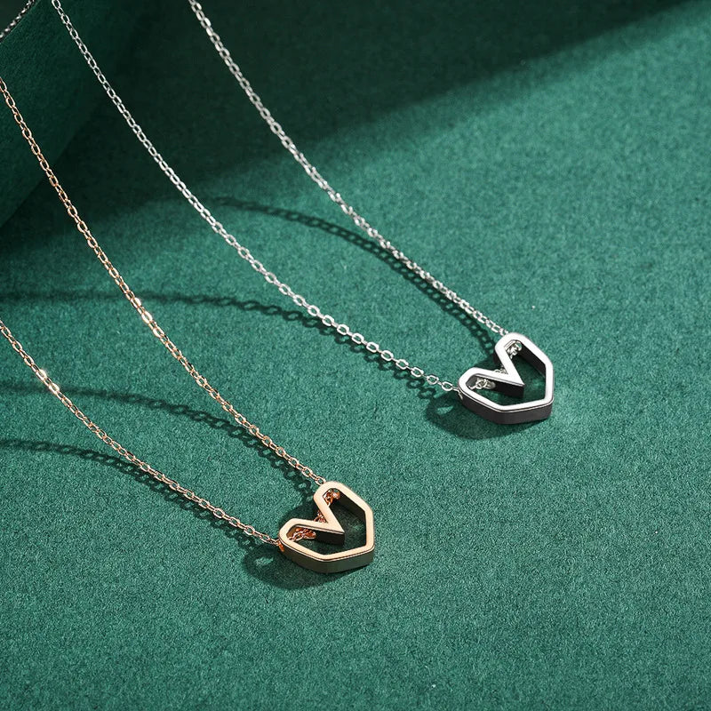 Fashion Solid Color Irregular Heart Shaped Pendant S925 Silver Necklace Wholesale