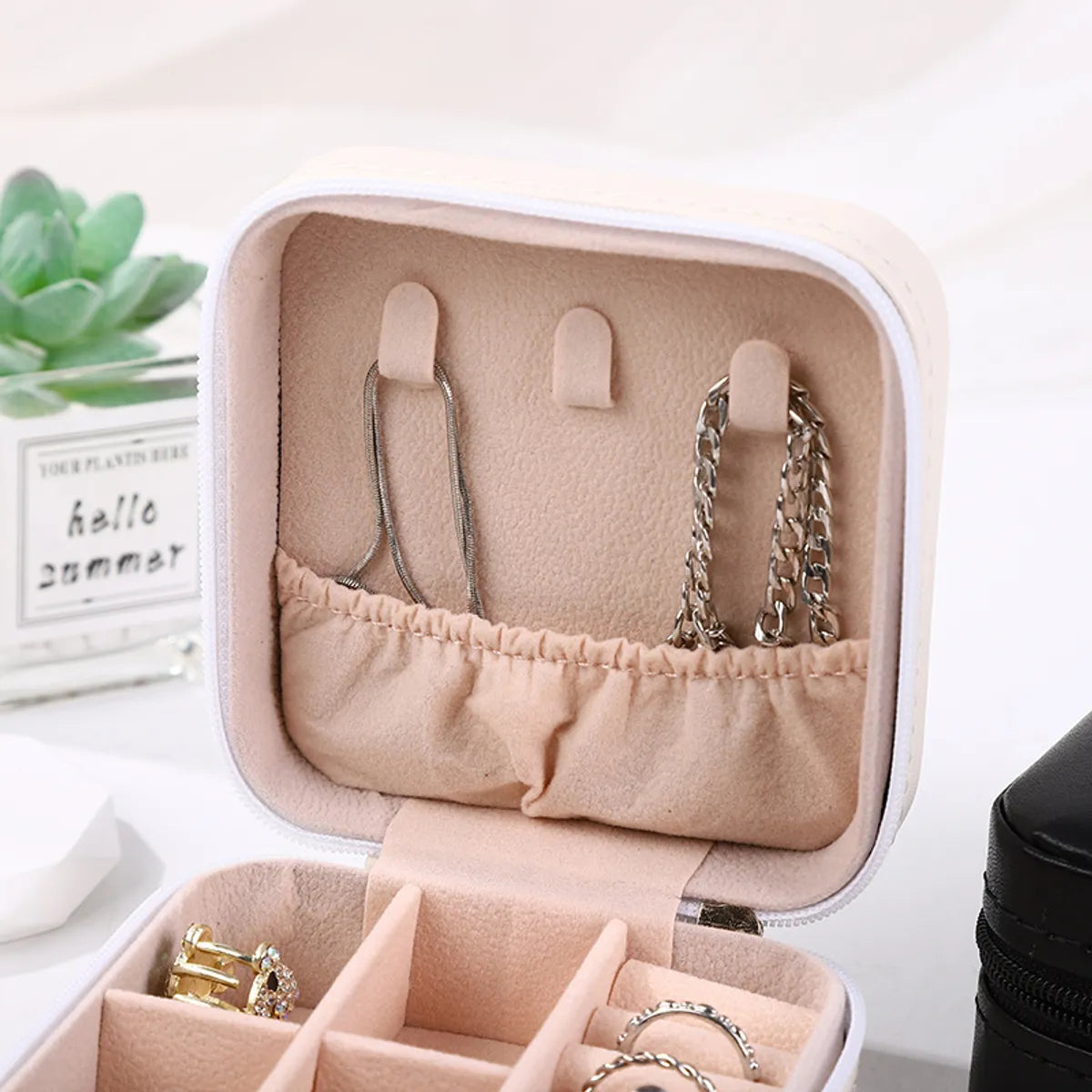 Fashion Solid Color Pu Leather Jewelry Boxes