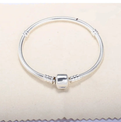 Wholesale Fashion Solid Color Copper Plating Silver Plated Bracelets