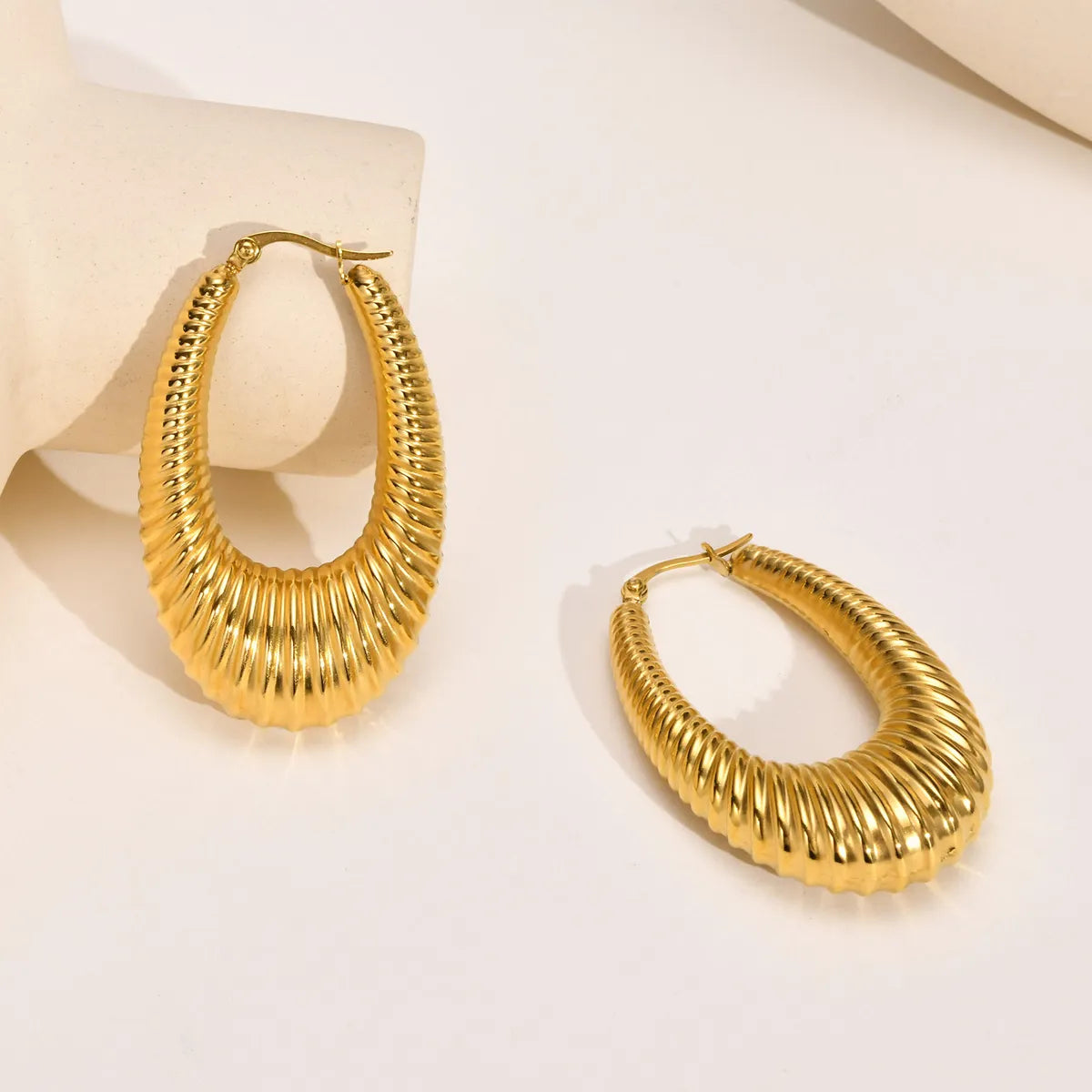 Fashion Solid Color Stainless Steel Plating Earrings 1 Pair