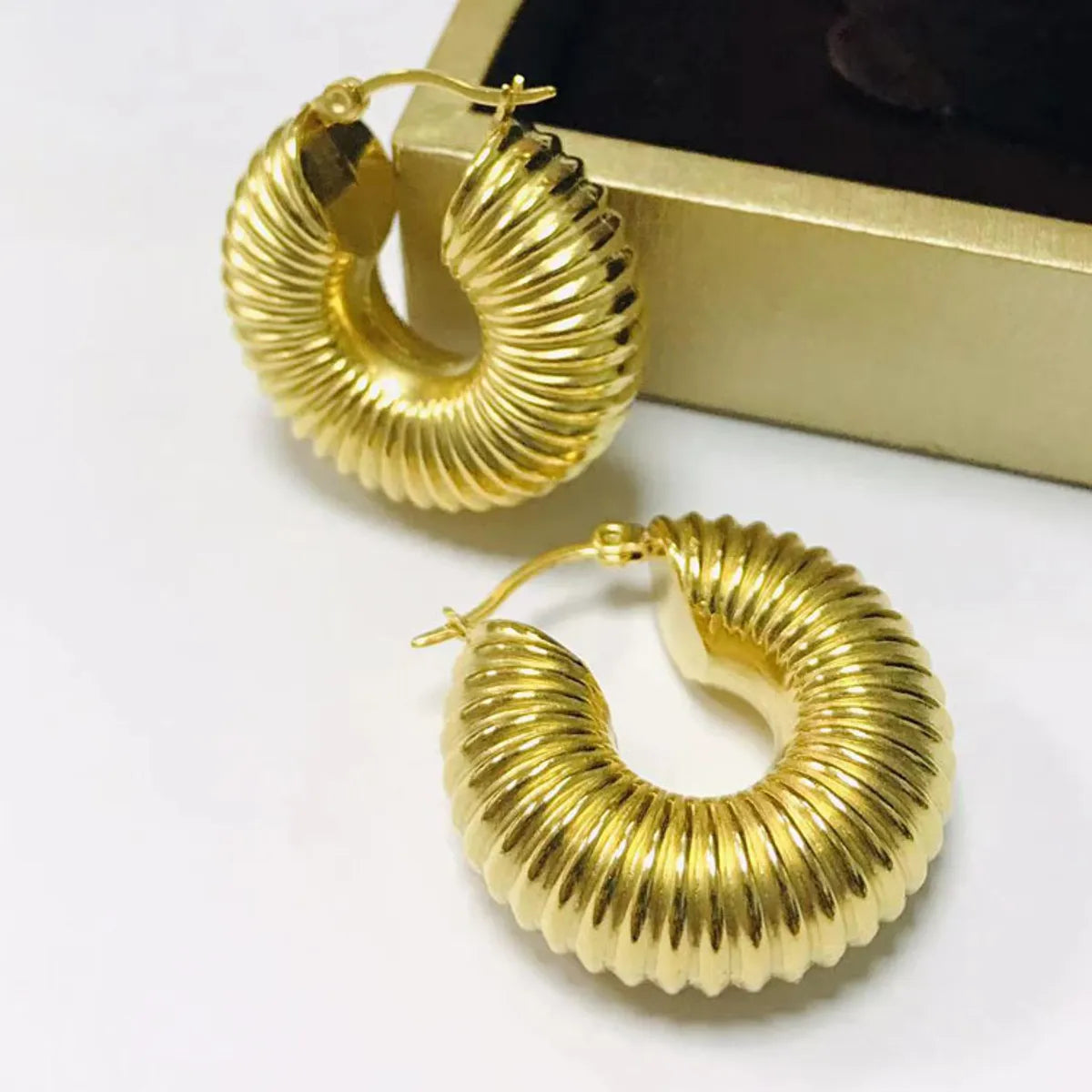 Fashion Spiral Stripe Stainless Steel Gold Plated Earrings 1 Pair