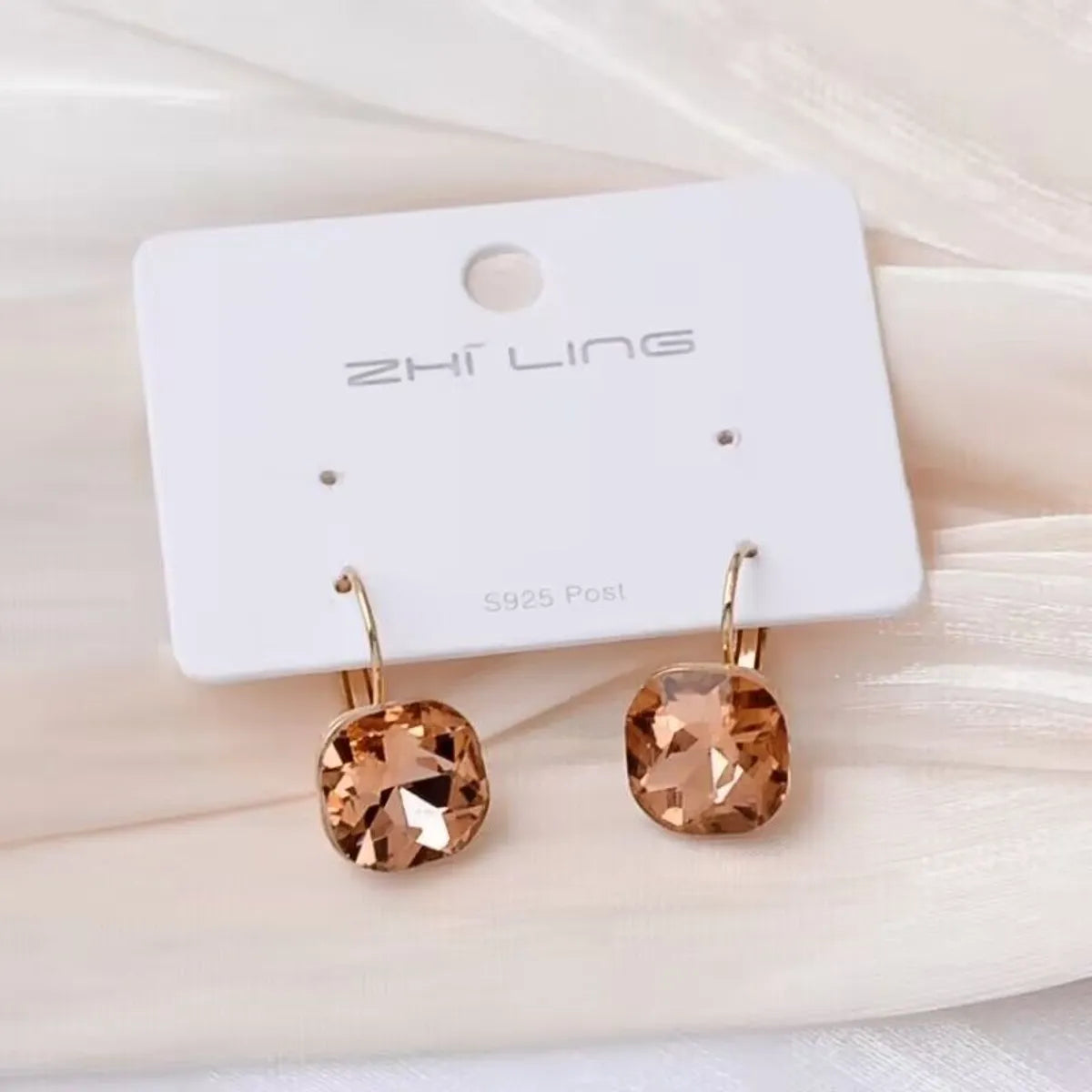 Fashion Square Alloy Inlay Rhinestones Women's Earrings 1 Pair