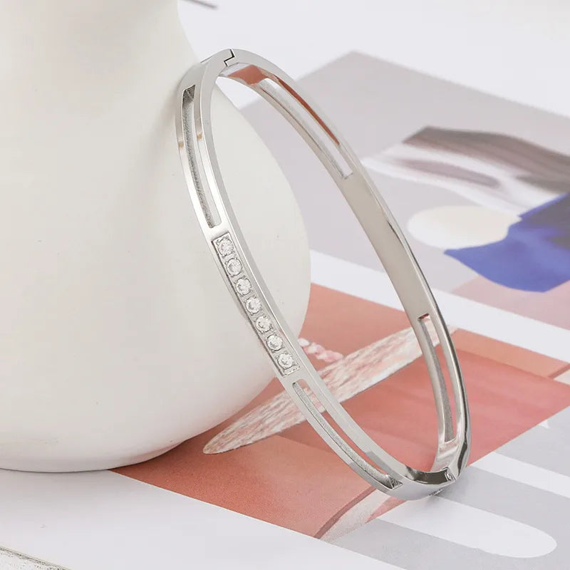 Fashion Star Snake Butterfly Titanium Steel Plating Inlay Zircon Bangle 1 Piece