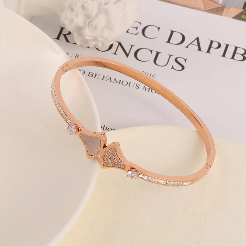 Fashion Star Snake Butterfly Titanium Steel Plating Inlay Zircon Bangle 1 Piece