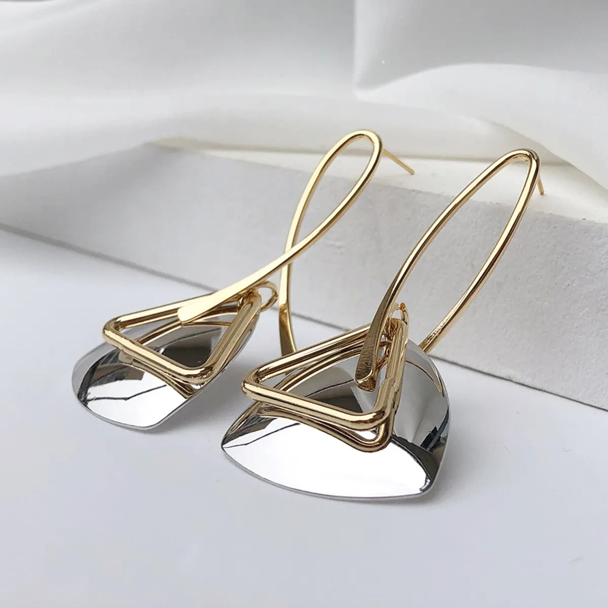 Fashion Triangle Copper Gold Plated Earrings 1 Pair