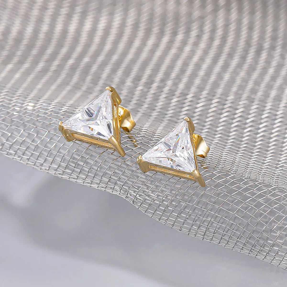 Fashion Triangle Titanium Steel Inlay Zircon Ear Studs 1 Pair