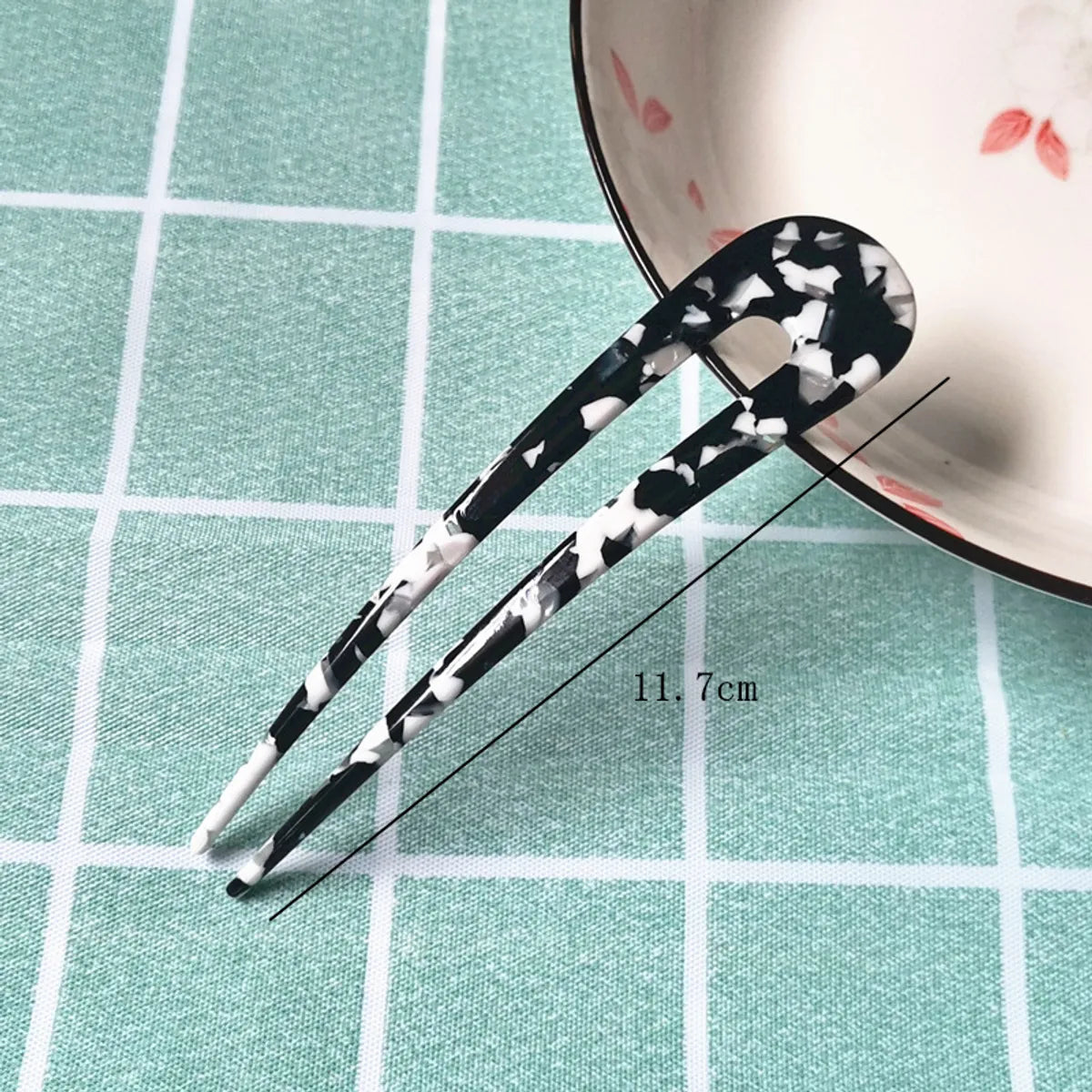 Fashion Twist Acetic Acid Sheets Artificial Pearls Hairpin 1 Piece