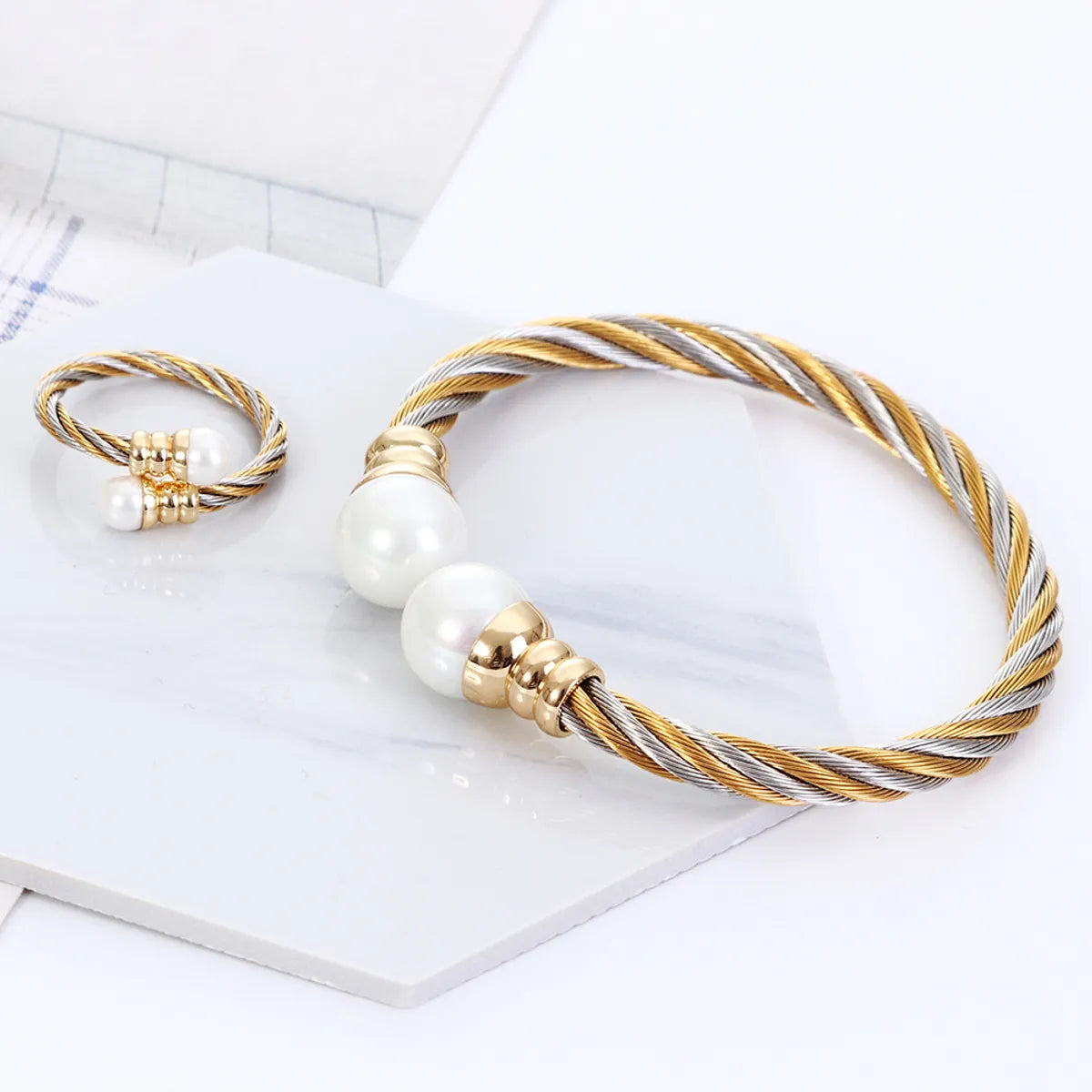 Wholesale Fashion Twist Stainless Steel Braid Artificial Pearls Rings Bracelets