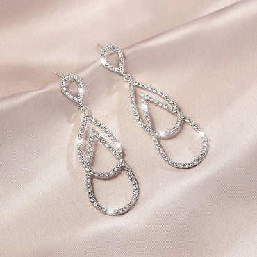 Fashion Water Droplets Alloy Inlay Artificial Diamond Women'S Drop Earrings 1 Pair