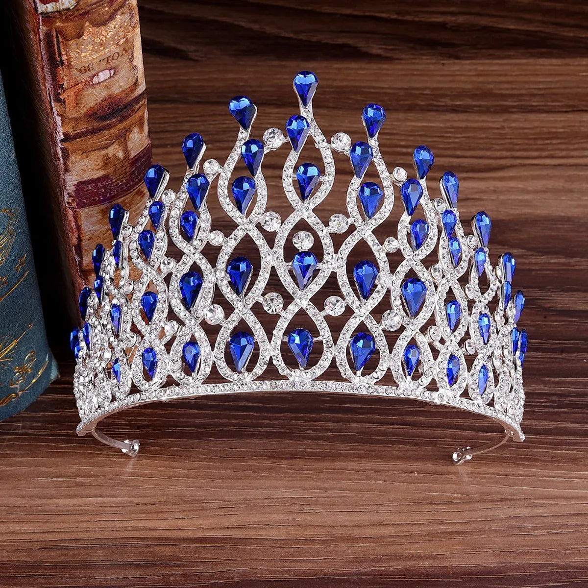 Fashion Water Droplets Alloy Inlay Rhinestones Crown 1 Piece