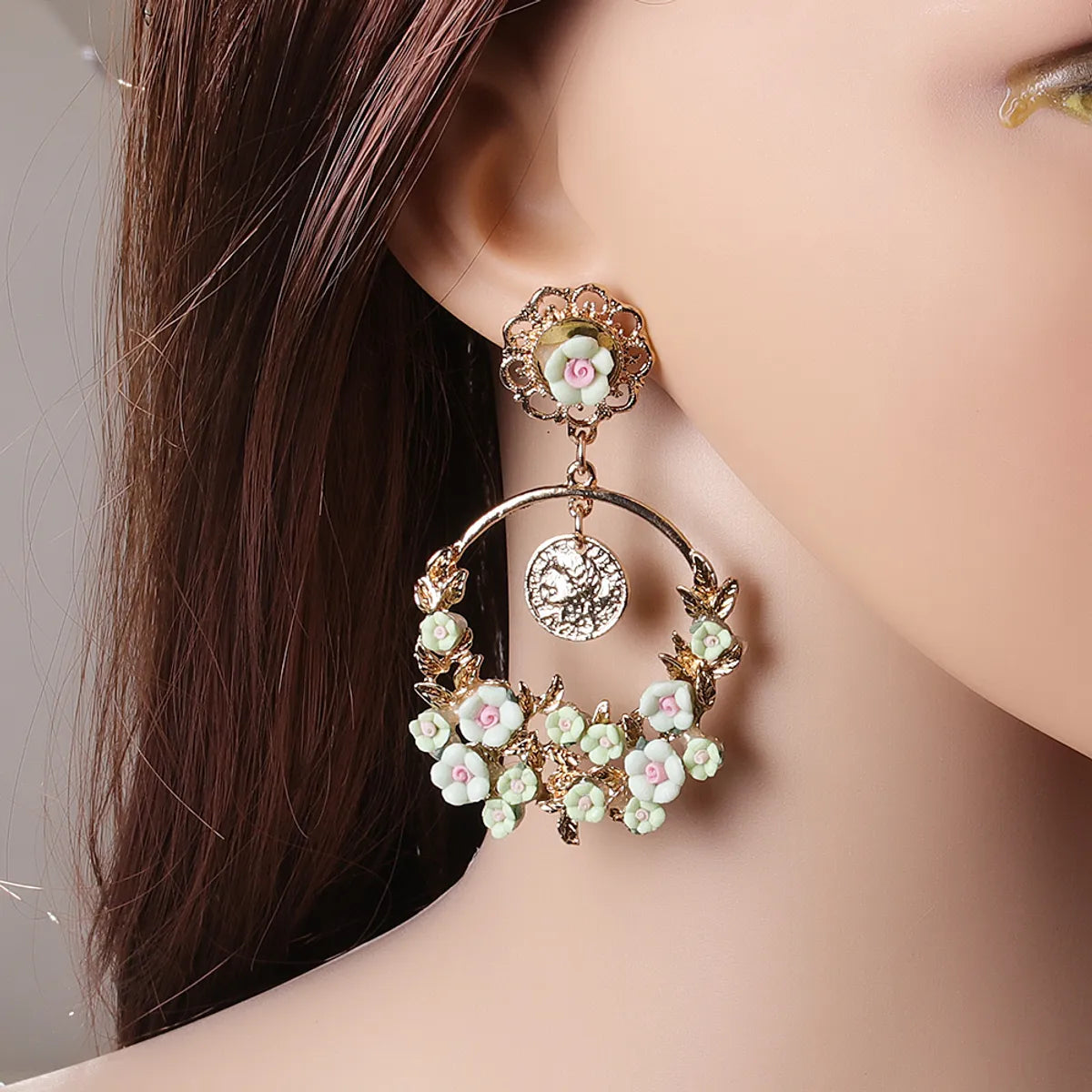 Fashion Water Droplets Flower Alloy Inlay Rhinestones Women's Drop Earrings 1 Pair