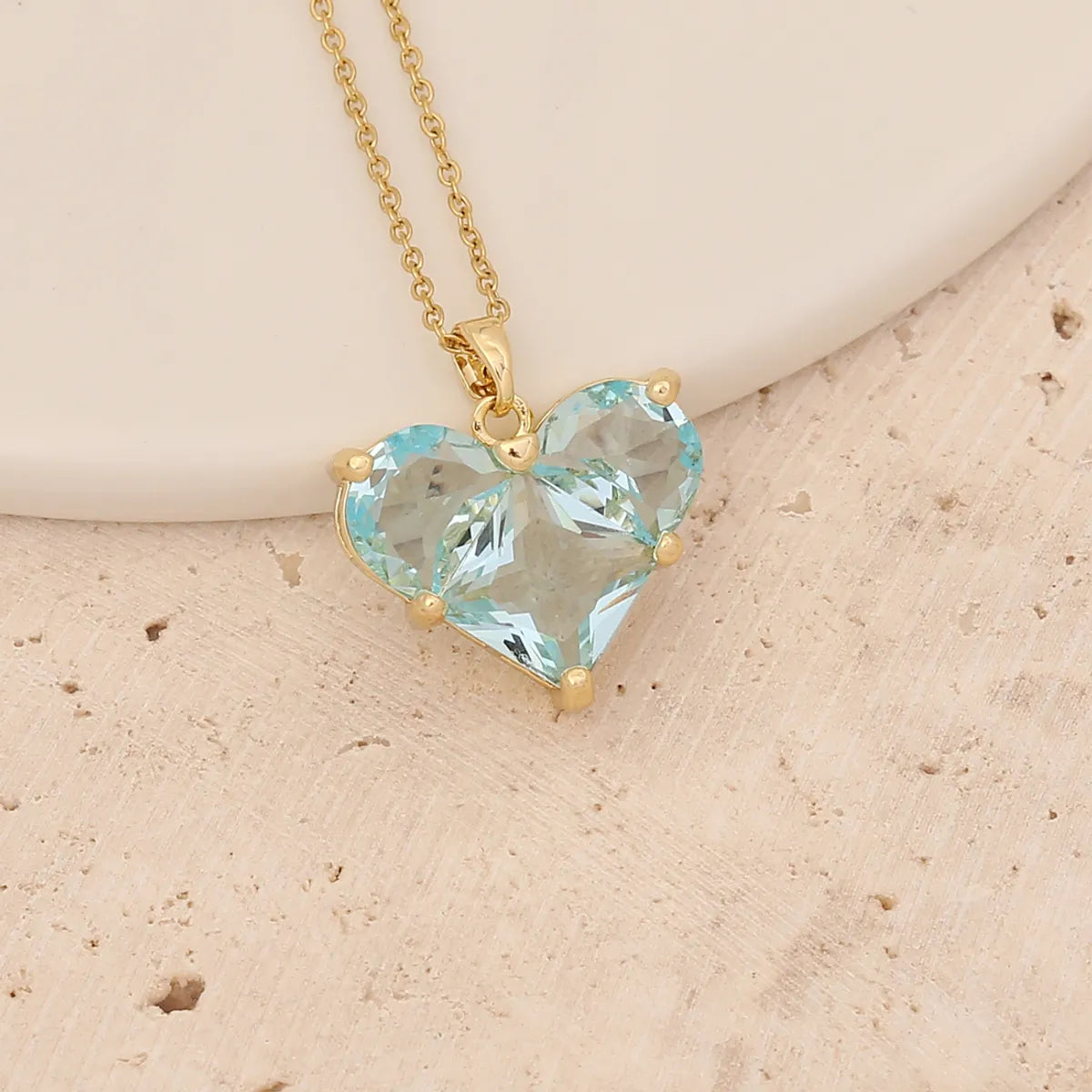 Fashion Water Droplets Heart Shape Butterfly Copper Plating Inlay Zircon Pendant Necklace 1 Piece