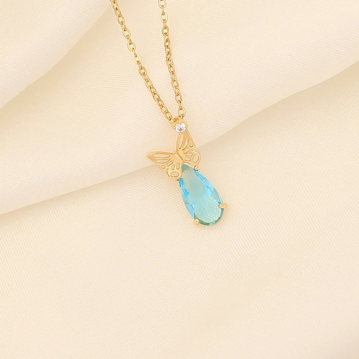 Fashion Water Droplets Heart Shape Butterfly Copper Plating Inlay Zircon Pendant Necklace 1 Piece