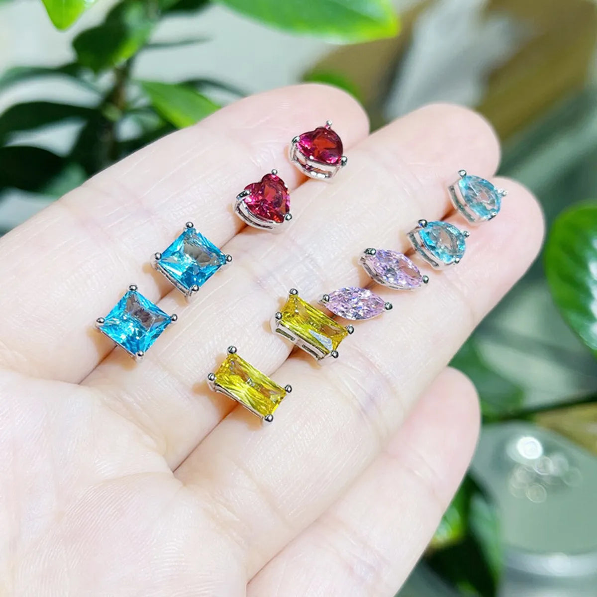 Fashion Water Droplets Heart Shape Copper Inlay Zircon Ear Studs 1 Pair