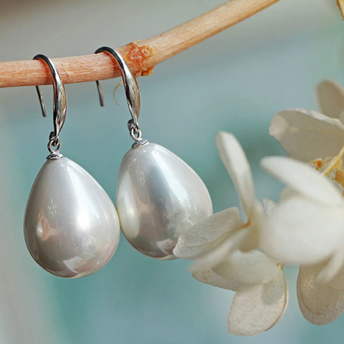 Fashion Water Droplets Pearl Drop Earrings 1 Pair