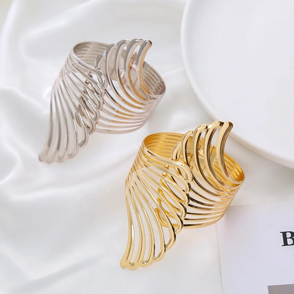 Fashion Wings Metal Plating Women'S Bangle 1 Piece