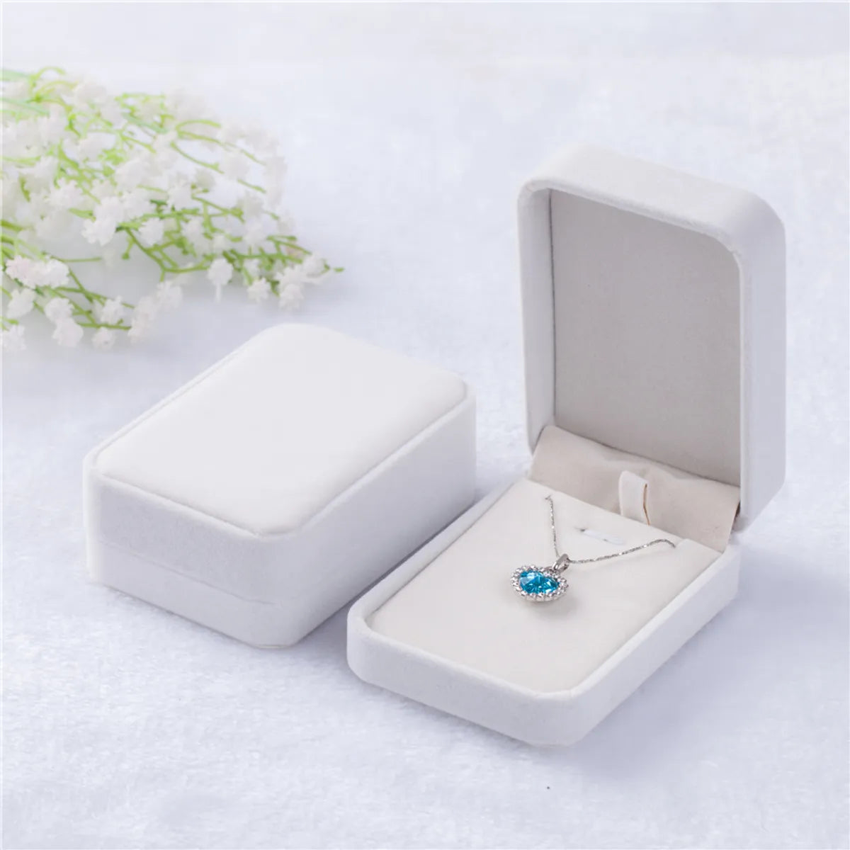 Basic Solid Color Flannel Fabric Jewelry Boxes