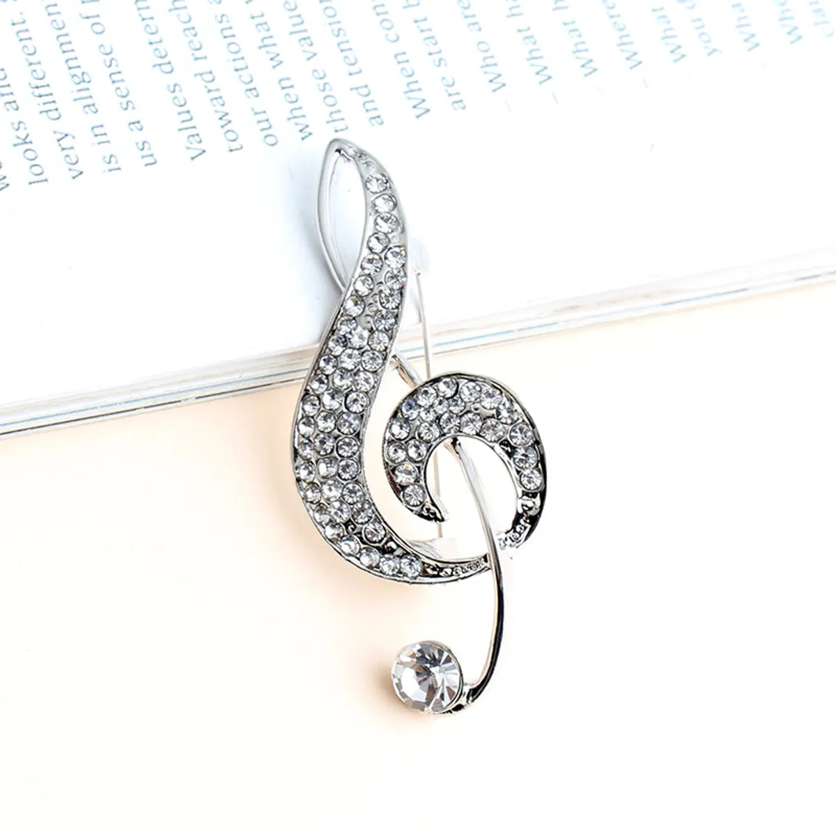 Formal Romantic Notes Alloy Inlay Rhinestones Unisex Brooches