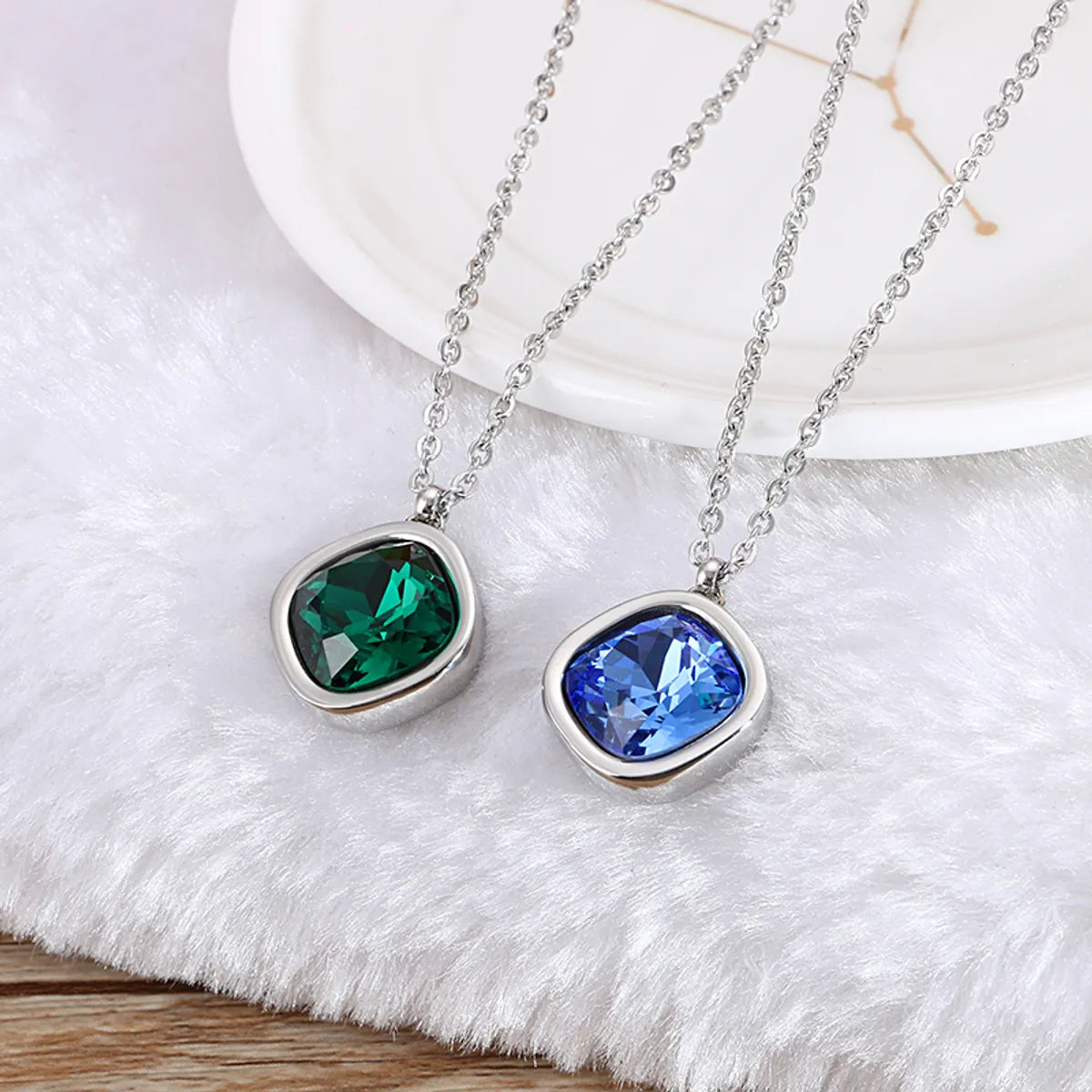 Formal Simple Style Geometric Stainless Steel Inlay Zircon Pendant Necklace